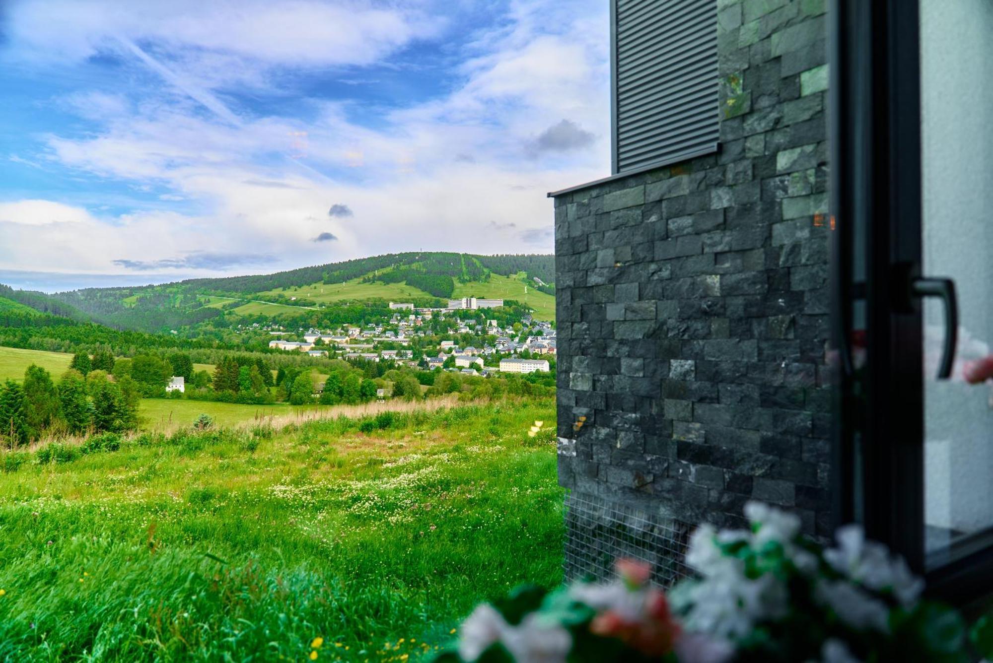Vyhledy Bez Hranic By Mountain Ways Appartement Loučná pod Klínovcem Buitenkant foto